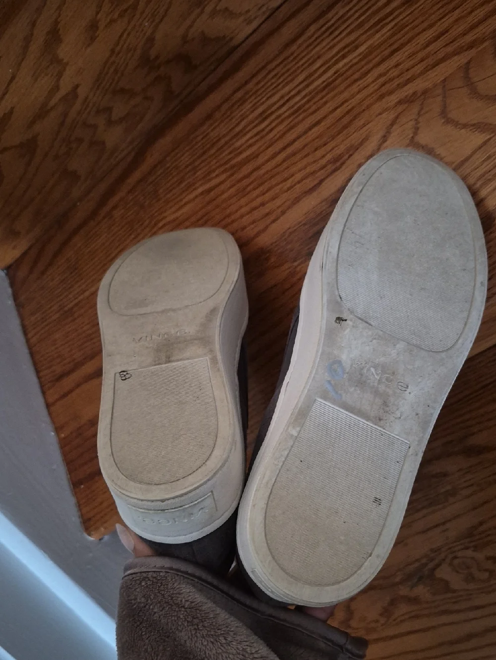 VINCE REAL SUEDE GRAY PLATFORM SKIPPER SNEAKERS EUC SIZE 8 - Picture 6 of 9